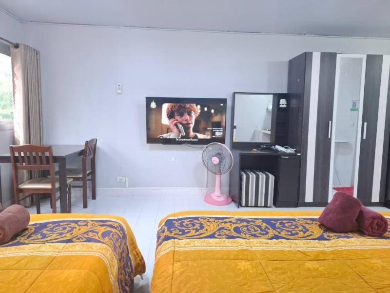 K.Nat Room Service Нонтхабури Экстерьер фото